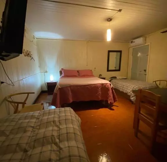 ペンション Hostal Valdivia