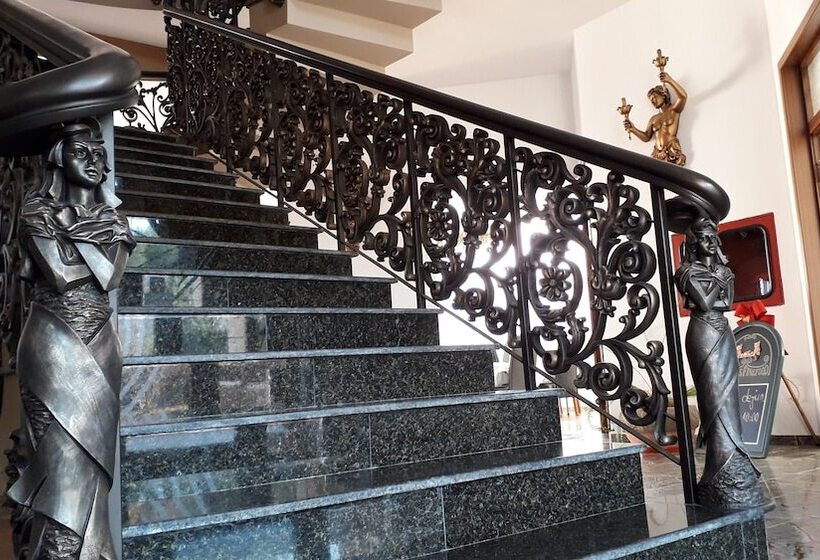 پانسیون Liz Residence