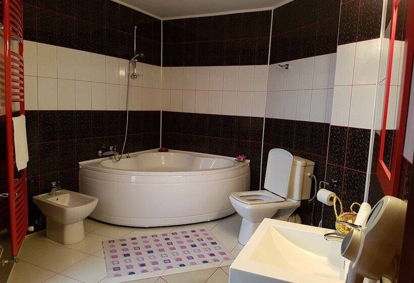 پانسیون Liz Residence