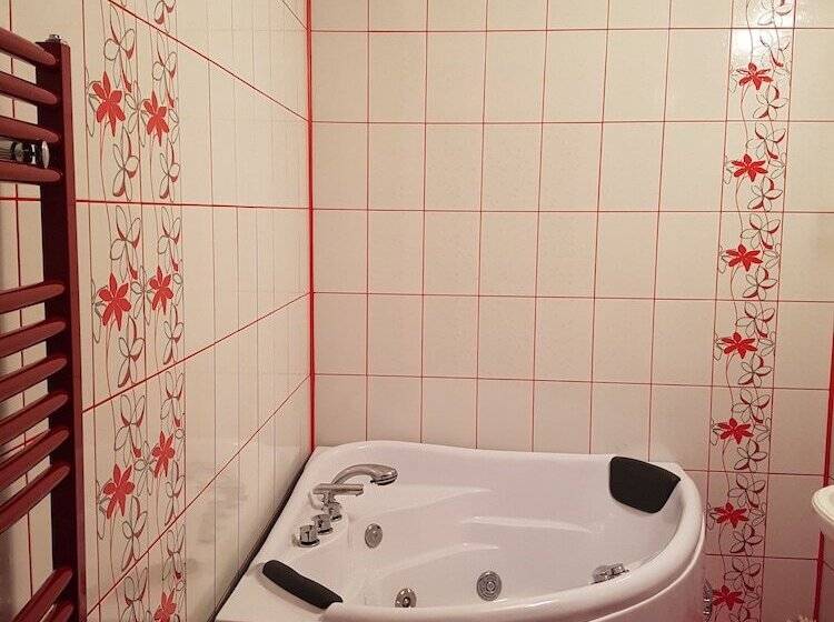 پانسیون Liz Residence