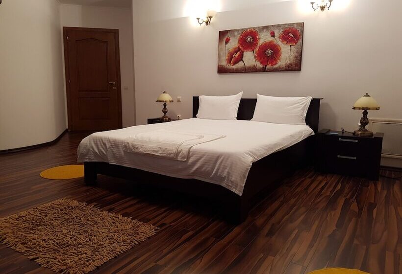 پانسیون Liz Residence