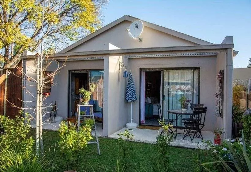 ペンション Mirabel Guesthouse