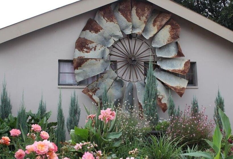 Pension Mirabel Guesthouse