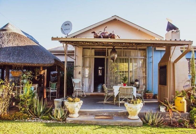 Pension Mirabel Guesthouse