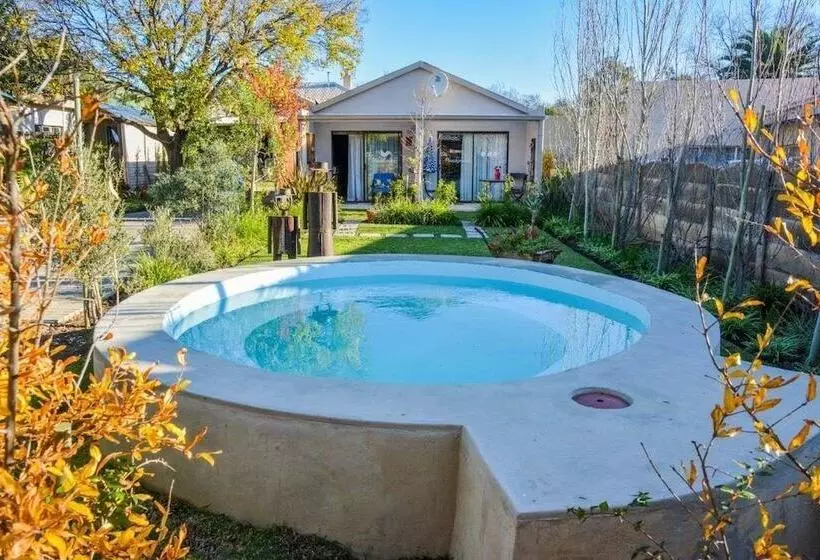 ペンション Mirabel Guesthouse