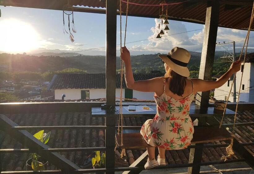 هاستل Hostal Bambu