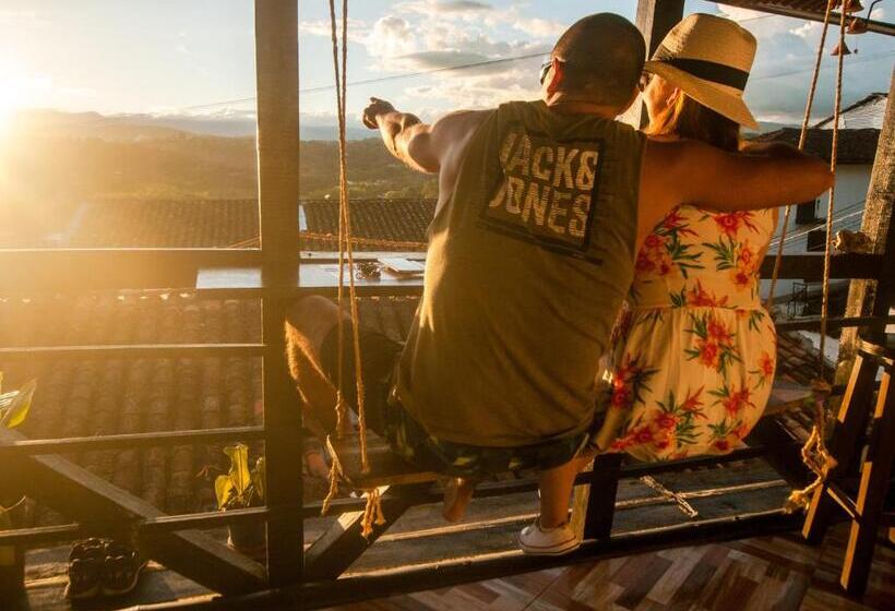 هاستل Hostal Bambu