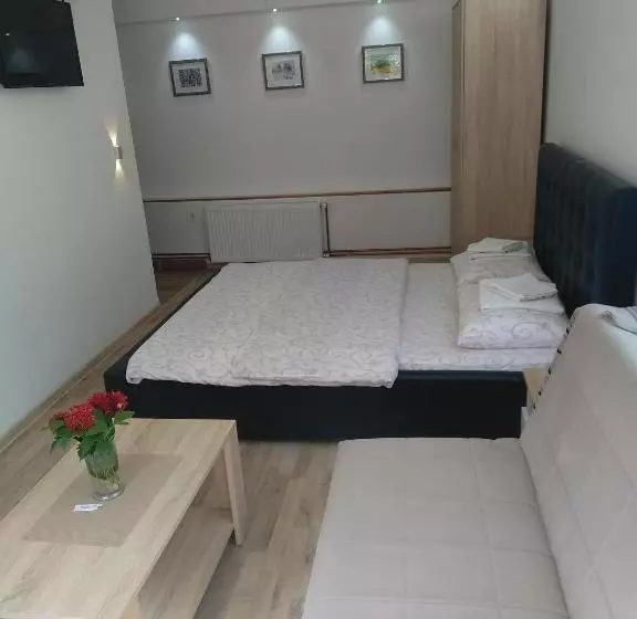 پانسیون Apartments & Rooms Bojic
