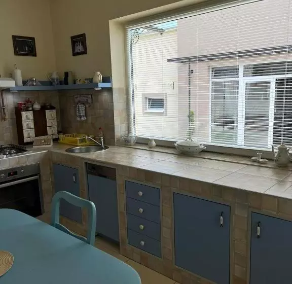 پانسیون Guest House A'storia