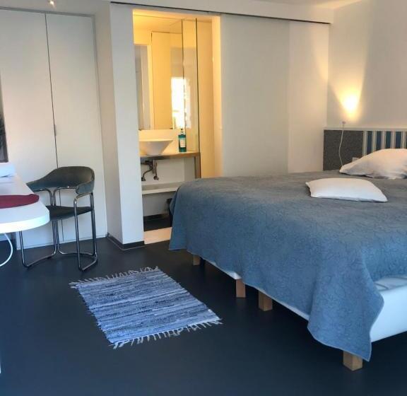 ペンション Guesthouse Poppies