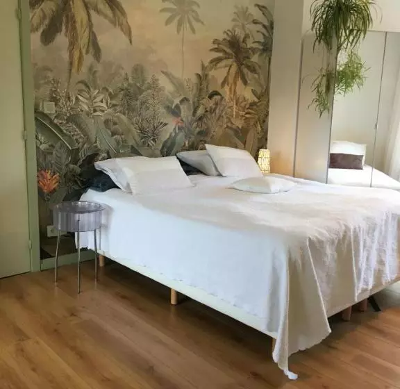 Majatalo Guesthouse Poppies