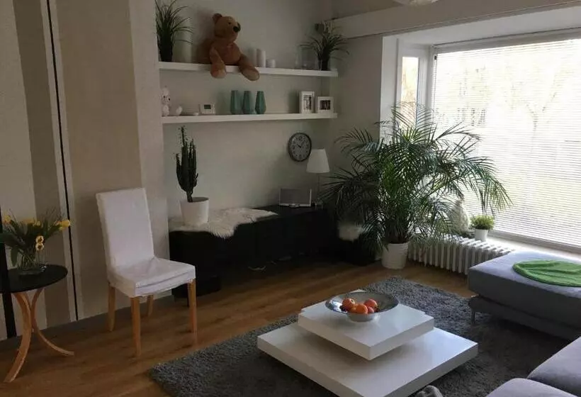 Majatalo Guesthouse Poppies