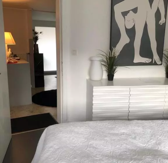 Majatalo Guesthouse Poppies