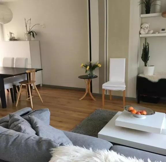 Majatalo Guesthouse Poppies