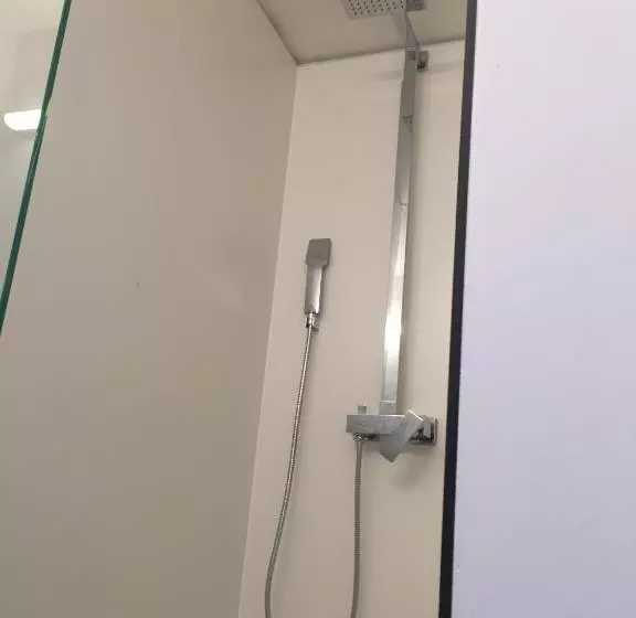 Majatalo Guesthouse Poppies