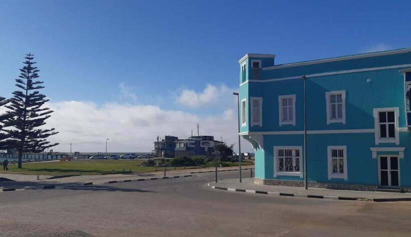 پانسیون Jetty Selfcatering