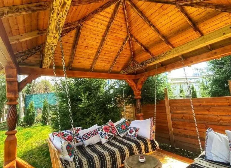 Pensiunea Casa Traditiilor