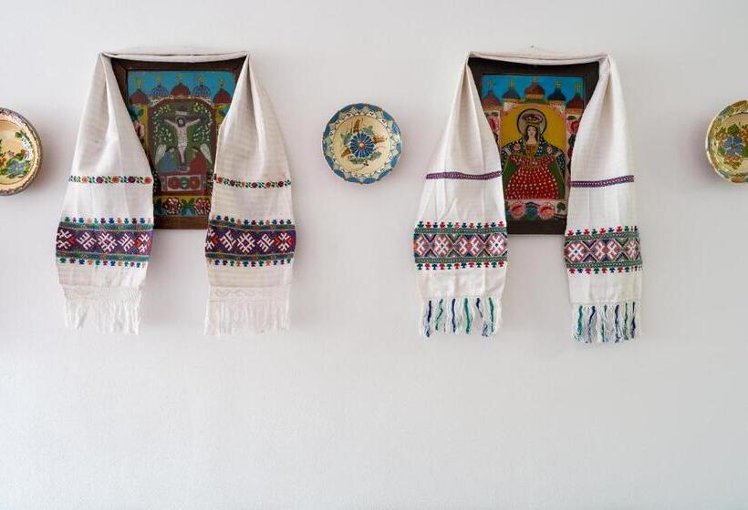 Pensiunea Casa Traditiilor