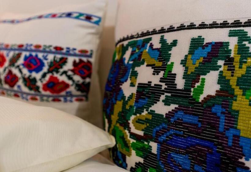 Pensiunea Casa Traditiilor