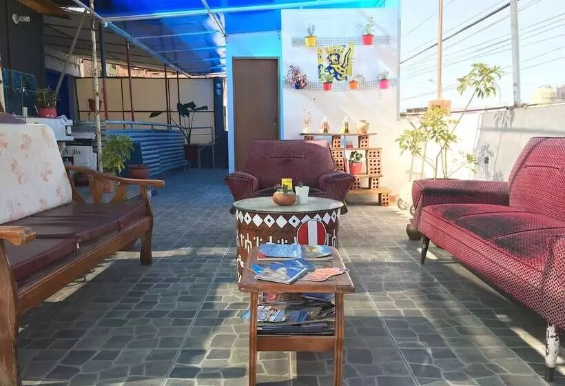 ユースホステル La Casa De Chamo