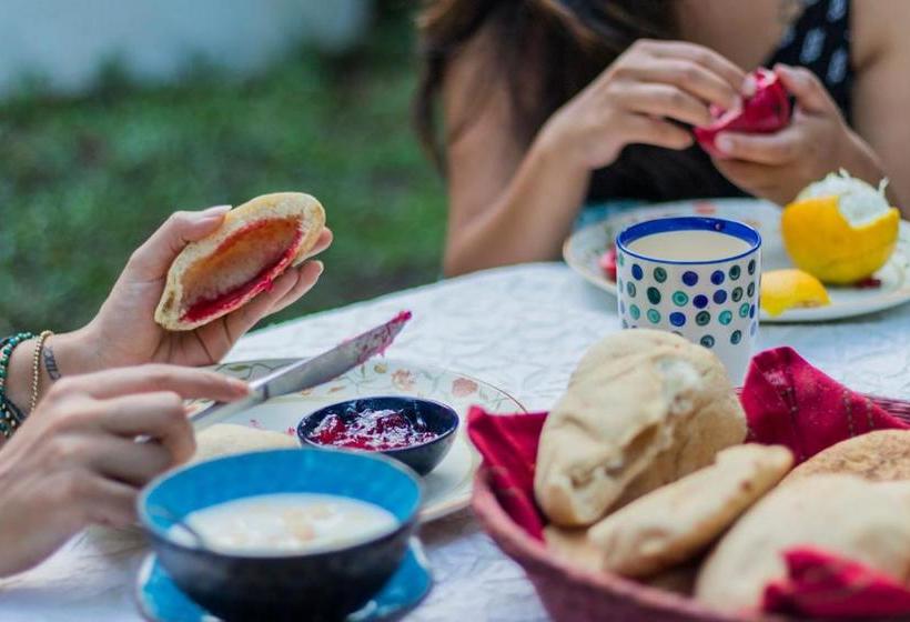 ベッドアンドブレックファースト The Postcard Moira