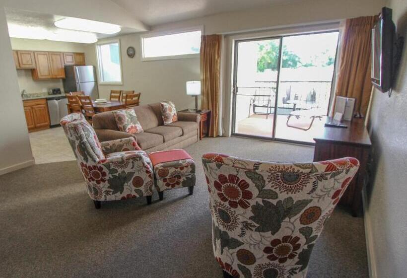 Multi Resorts At Villas At Southgate