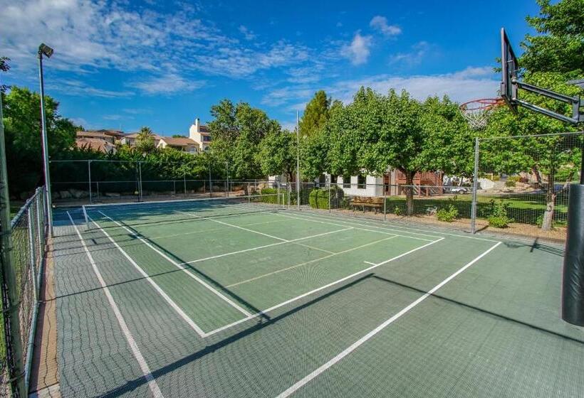 Multi Resorts At Villas At Southgate