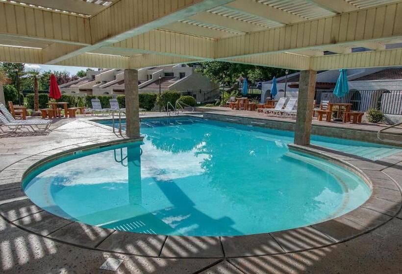 Multi Resorts At Villas At Southgate