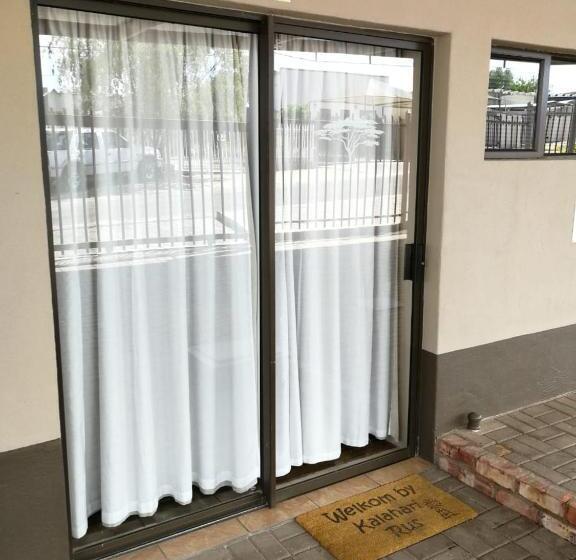 膳宿费 Kalahari Rus