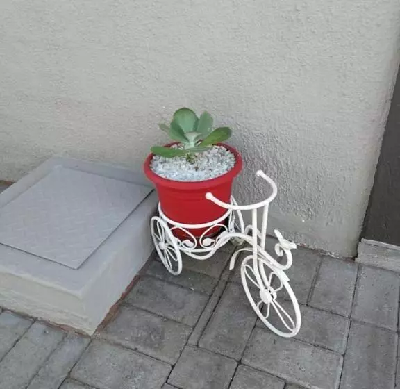 ペンション Kalahari Rus