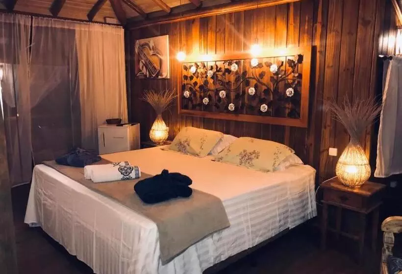 پانسیون Pousada De Charme Emirados