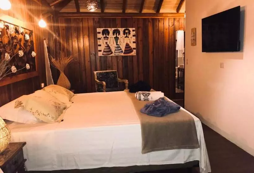 پانسیون Pousada De Charme Emirados