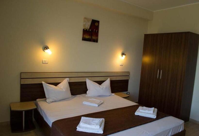 بنسيون Vila Elva