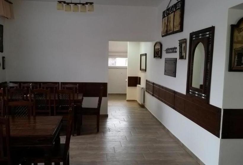 فندق صغير Penzion Urban