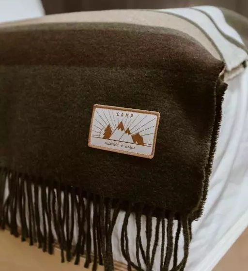 Retkeilymaja The Flying Steamshovel Inn