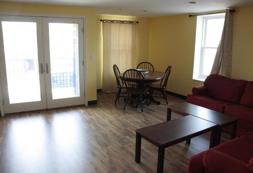 Beach Fantasy Apartment Suites