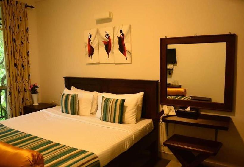 בית מלון כפרי Rahas Ella