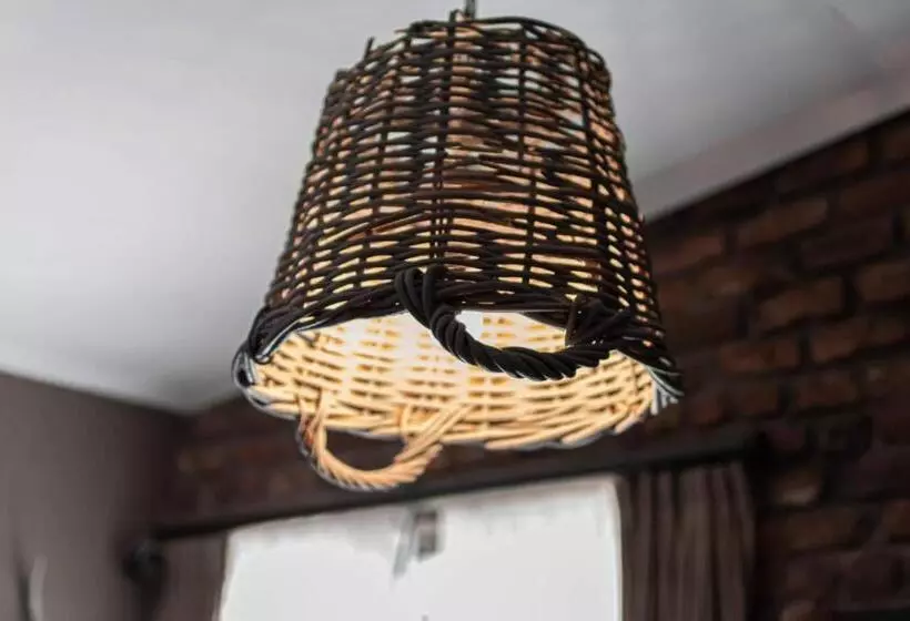 Majatalo Ons Huisie   No Loadshedding