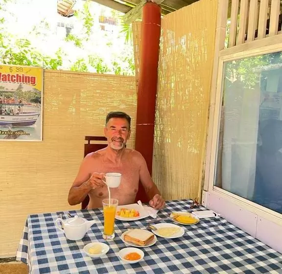پانسیون Thusara Guesthouse