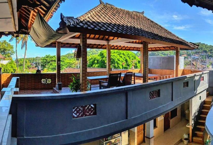 旅馆 Serangan Inn Ii