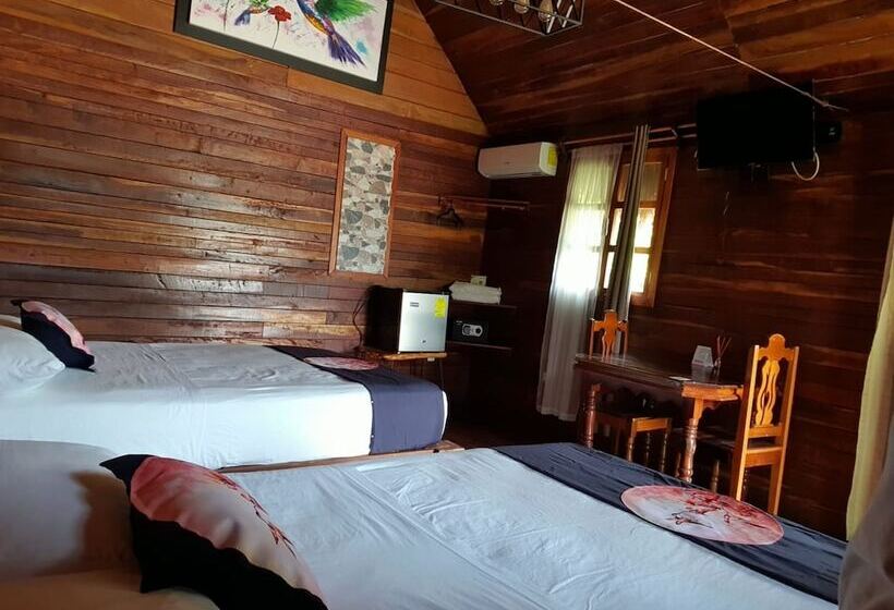 ユースホステル Villa Colibri Bacalar