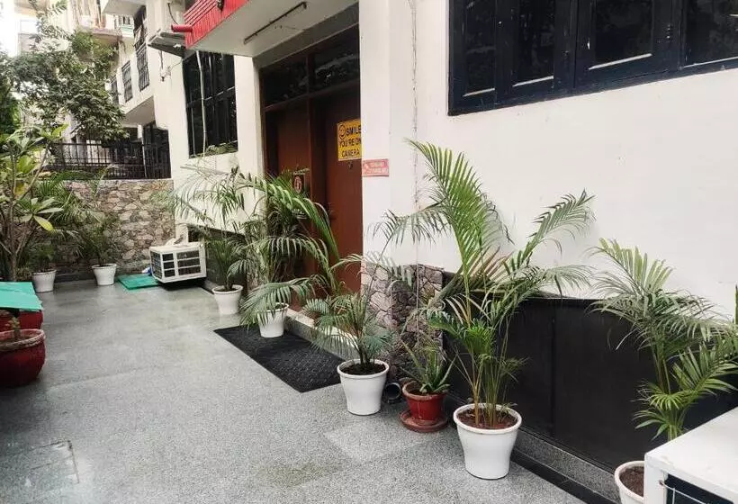 ペンション Bhambri Expo House