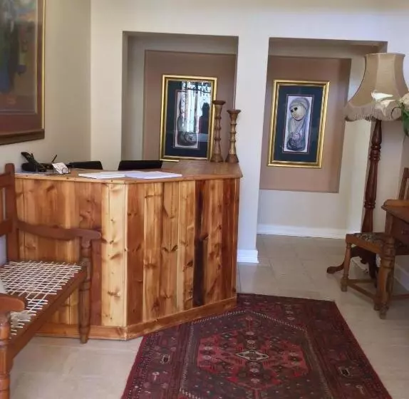 Majatalo Florentia Guest House