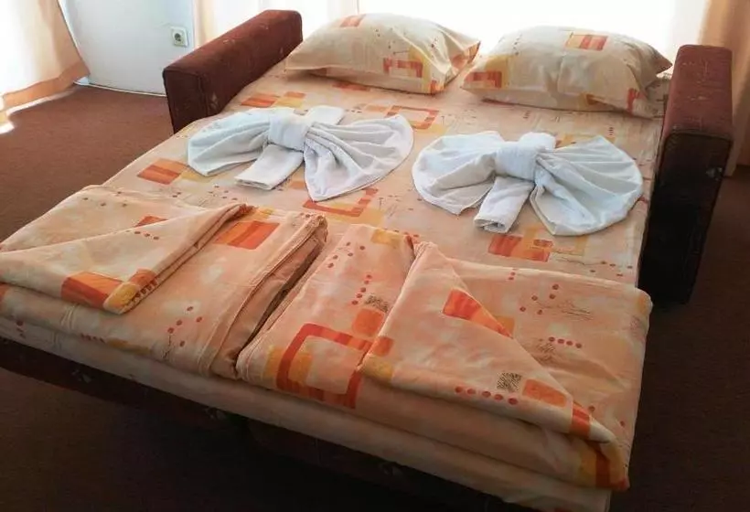 Majatalo Guest House Malkata Stopanka