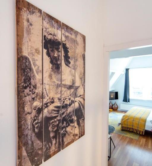 ペンション Guesthouse Citydrop, Flower Market