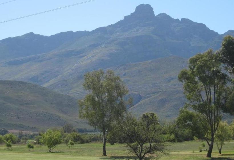 بنسيون Ladismith Manor