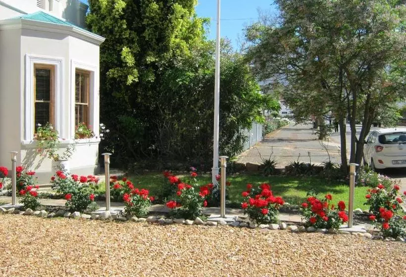 Majatalo Ladismith Manor