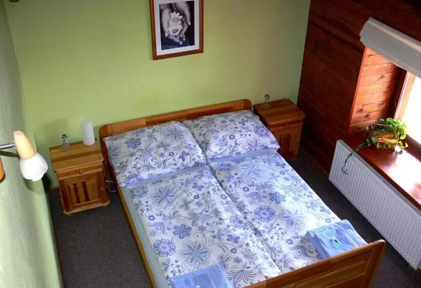 Majatalo Salas Partizanske