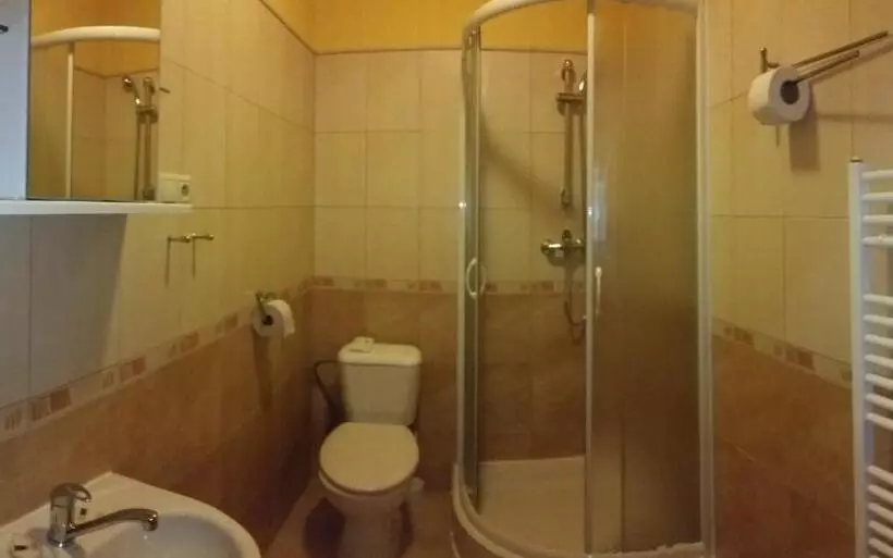 Majatalo Salas Partizanske