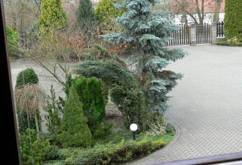 Пансион Salas Partizanske